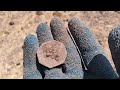 Encontramos un tesoro de monedas de plata en un pueblo en ruinas