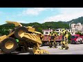 高手在民间，来自中国变形金刚铁杆粉丝的自制视频，擎天柱和大黄蜂战斗的精彩瞬间