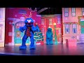 Sesame Street Characters On Stage 🎄🎁 Christmas Show