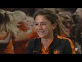 daniëlle van de donk being chaotic (once more) for 4 minutes and 54 seconds