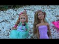 Elsa and Anna toddlers adventure with the ponies