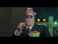 Chicken Run 2 - Dawn Of The Nugget | Movie Clip | (Español Latino) | Unas Deliciosas Nuggets...
