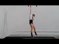 Static trapeze act - 