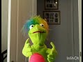 Clyde sings Being Green