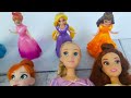 Disney Princesses how to make dress up clothes game / DIY
