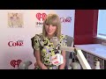 Taylor Swift Breaks Down 