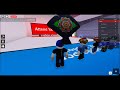 Jugando roblox elige un bando