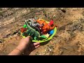 WOOWWW!!! Serunya mencari mainan lucu lumbalumba dinosaurus bertelur singa harimau mobil mainan
