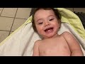 BABY LEARNS HOW TO USE SPOON | TEEN MOM