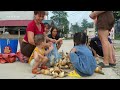 Harvesting Underground Bamboo Shoot Goes To Market Sell, Animals Care | Phương Free Bushcraft