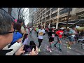 Rafi Ahmad & banyak pelari Indonesia di Tokyo Marathon 2024 | Kostum pelari Tokyo Marathon unik-unik