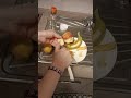 bucce di frutta di mela banana limone mandarino caramellate in barattolo  acqua  zucchero cannella