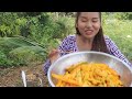 Wow yummy 🤤 shake green mango with spicy chili salt and yummy eating | SIS Cooking TV