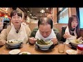 日本で初めてラーメンを食べたお父さんの反応が予想外で驚きました！