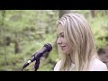 Astrid S - Does She Know (Acoustic)