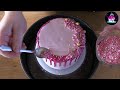 How to Cover a Cake and get Smooth Sides including a perfect Chocolate Drip