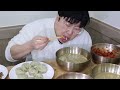 An XL-sized Hamheung-naengmyeon is only $4! Naengmyeon with Bulgogi Mandu! KOREAN MUKBANG