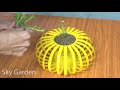 Ideas to recycle old plastic bottles to make beautiful lanterns flower pots - Tips Growing Moss Rose