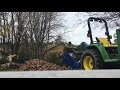 Mulching Leaves (not totally dry +/- 60%-70% dry) with a Wood Chipper Wallenstein BX42S