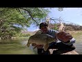 Pescando y Explorando Hermoso Río en Kayak en México! (Carpas y lobinas)