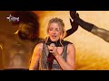 Ellie Goulding - 'Love Me Like You Do' (Live at The Global Awards 2020)