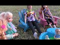 Searching for bugs ! Elsa & Anna toddlers - Barbie dolls - fun outside