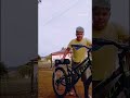 um dia normalzinho andando de bike 🥰🥰🥰🥰