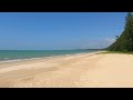 Endless Lonely Beach 🌴 Relax with Gentle Waves and Soft Breeze 🌊 ASMR Screensaver [4K]