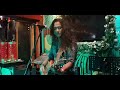 Muzza nyanyi lagu Alleycats depan penyanyi Alleycats. Andainya aku pergi dulu