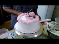 Cómo decorar una torta con chantilly