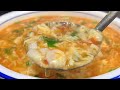 Tomato and egg soup seems simple, but there are skills if you want to make it well. The egg flower