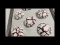 Easy Chocolate Crinkle Cookies
