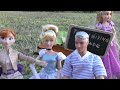 Thanksgiving parade 2023 ! Elsa & Anna toddlers - Barbie dolls