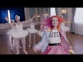 Paramore: Still Into You [OFFICIAL VIDEO]