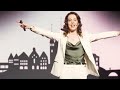 Echte Kommunikation in einer unechten Welt | Alessandra Viesti | TEDxThun