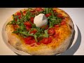 Leckere Pizza Im Backofen Selber Machen, Wie Beim Italiener - Einfaches Rezept