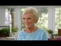 Deliciously easy beef burgers - Classic Mary Berry - BBC One