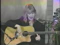 Nancy Wilson demonstrates the intro to Crazy On You