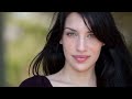 Outdoor Portraits Tutorial: How to use natural light and fill flash with digital photography