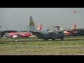 Kepulangan Haji Kloter 99 Dengan Pesawat Garuda Livery Merah Merona Landing Goyang Goyang