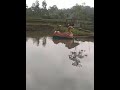 Asiknya Soreh Soreh Naik Perahu di Kolam