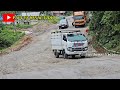 Consequences of slippery slopes || Cars, Buses and Trucks Have Difficulty Passing Batu Jomba