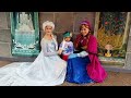 Meet and greet w Elsa & Anna from Frozen! Hong kong disneyland