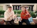 Brits try Auntie Anne’s Pretzels in a Mall