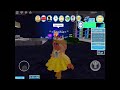 Meet Scarlett on roblox! And facts all about me!