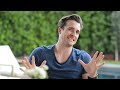 “How Do I Know If He’s Attracted to Me?” (Matthew Hussey, Get The Guy)