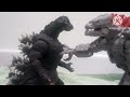 Godzilla vs Mecha-godzilla awesome stopmotion battle