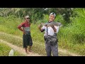 HUNTING BIG SNAKEFISH DURING THE RAINY SEASON || FARMER'S STRUGGLE TO SAVE SPARKLE FISH