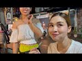 Ploy Sai visits FAMOUS Roti Lady ! Banana Pancake Roti Lady Bangkok Coffee  - Thai Street Food
