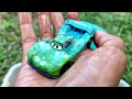 Clean up muddy minicar falling into the water & a convoys disney cars! Play in the garden